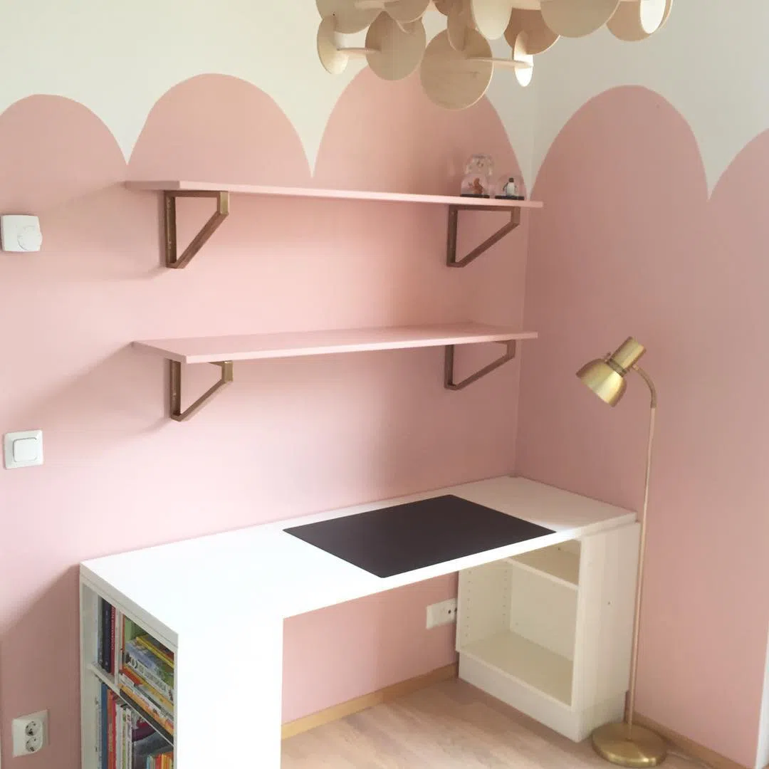 Детская комната с розовыми стенами Тиккурила Y415