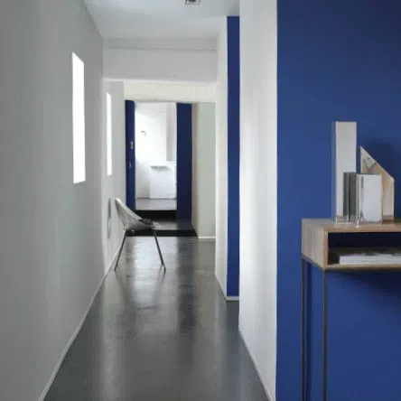 Фото цвета Dulux 50BB 08/257 Subzero Blue