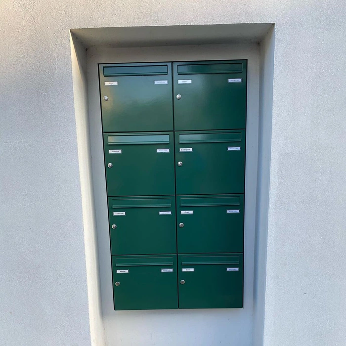 Зеленые почтовые ящики RAL 6028 