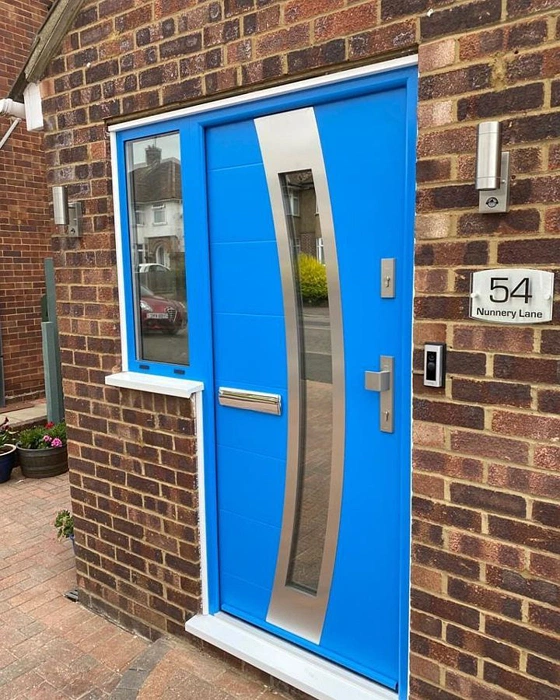 RAL 5015 синяя входная дверь