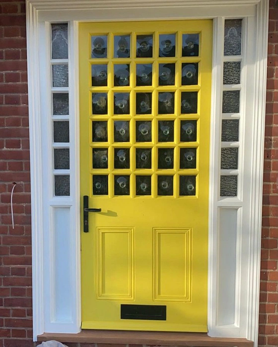 RAL Classic  Zinc yellow на входной двери